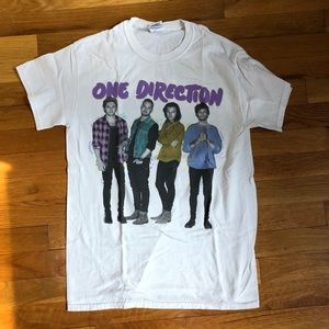 SOLD - ONE DIRECTION TOUR SHIRT